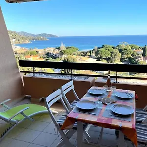 T2 In Saint-clair - Exceptional View! Rated 3 Apartment